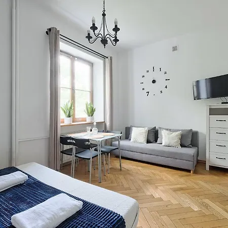 Center - Marszalkowska 140 * Βαρσοβία