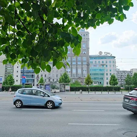 Center - Marszalkowska 140 דירה ורשה